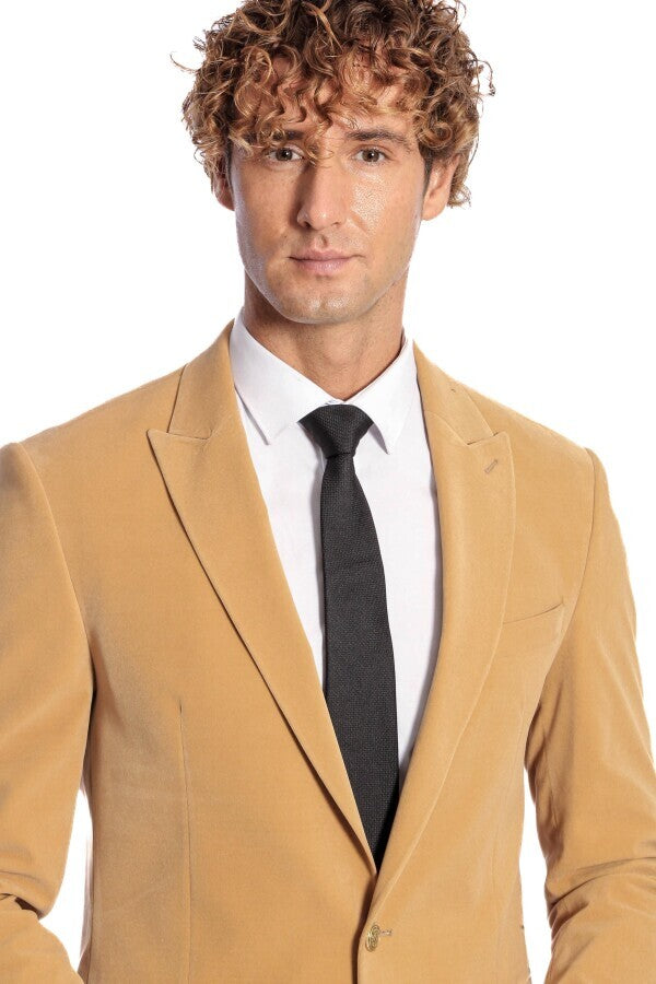 Wide Lapel Velvet Apricot Men Blazer - Wessi