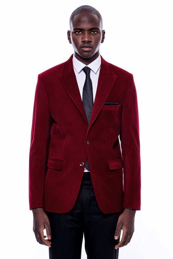 Wide Peak Lapel Velvet Burgundy Men Blazer - Wessi