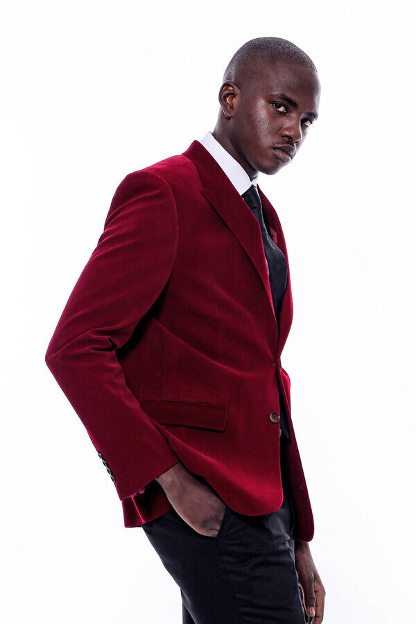 Wide Peak Lapel Velvet Burgundy Men Blazer - Wessi