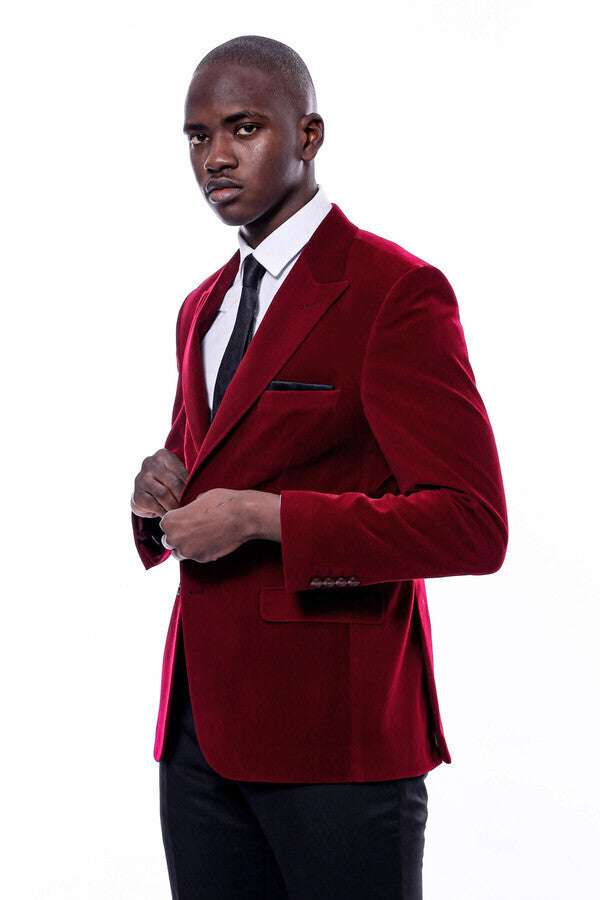 Wide Peak Lapel Velvet Burgundy Men Blazer - Wessi