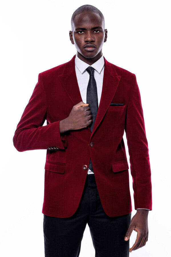 Wide Peak Lapel Velvet Burgundy Men Blazer - Wessi