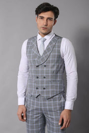 Double Breasted Grey Suit $100 - $150, 3-piece-suit, 40, 42, 6 Drop, Checked, Daily, Double Breasted, Italian, Italian Suit, mens-suit_obsolete, Modern Fit, Peak, Peak Lapel, Plaid, Slim Fit,