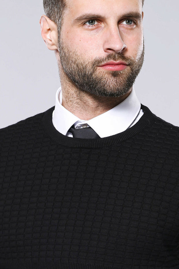 Black Circle Neck Sweater | Wessi