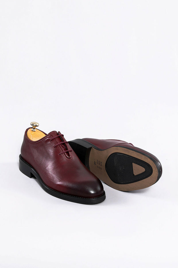 Classical Burgundy Leather Shoes | Wessi 3-piece-suit, 7, Classic Shoes, Italian, Lace Up, Shoes ShoesClassic Shoes - wessi