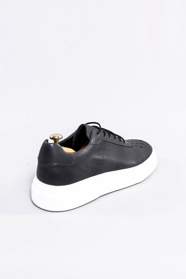 Dark gray hot sale sneakers