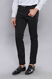 Plain Black Trousers | Wessi 28, 3-piece-suit, 30, 32, 34, 38, Basic, Black, Casual, Daily, Modern Fit, Office, Plain, Slim Fit, Slim Fit Trousers, Trouser TrouserSlim Fit Trousers - wessi